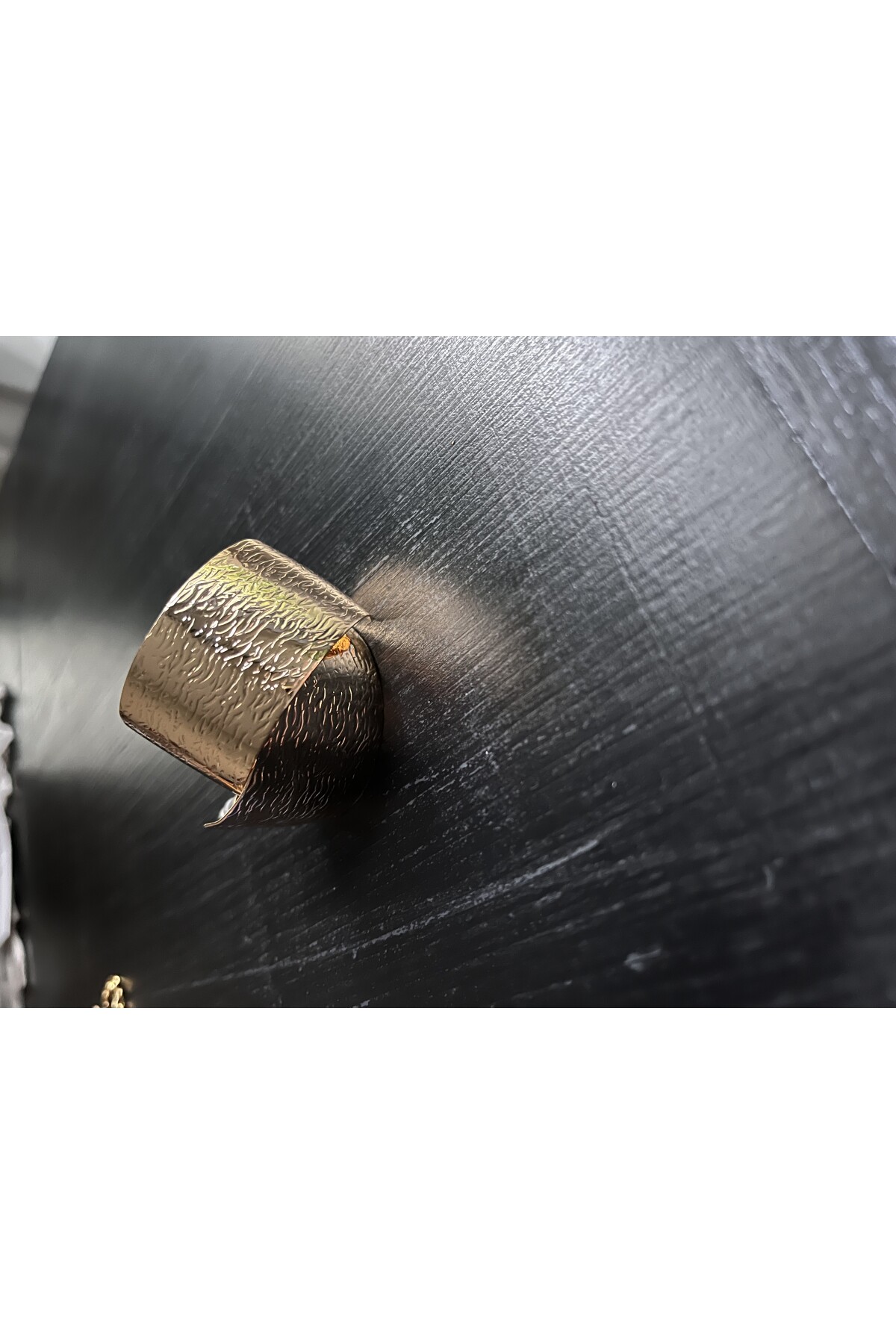 GOLD BOLD DOKULU RING KÜPE