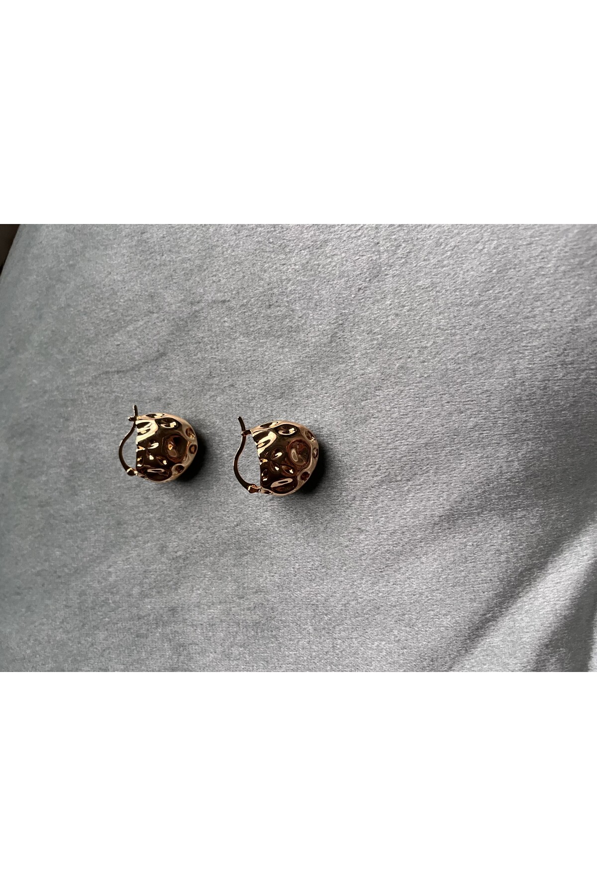 GOLD DOKULU KİLİT KÜPE