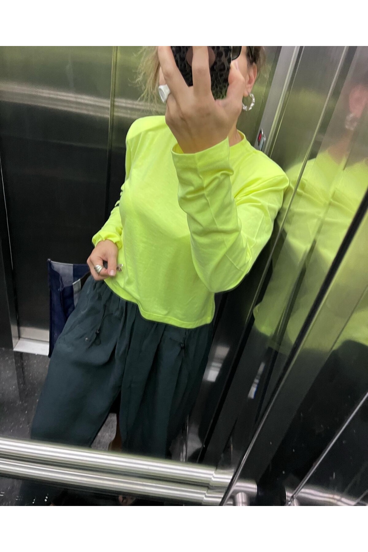Neon top