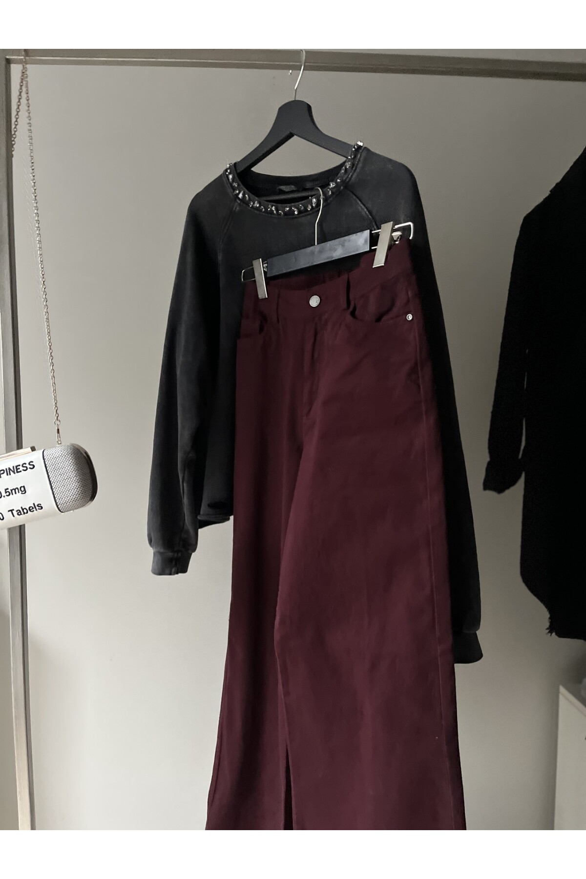 WIDE LEG SHADE OF RED I Premium