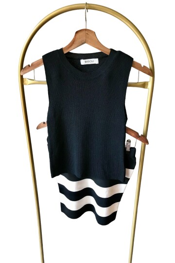 SİYAH KOLSUZ MERSERİZE ÜST